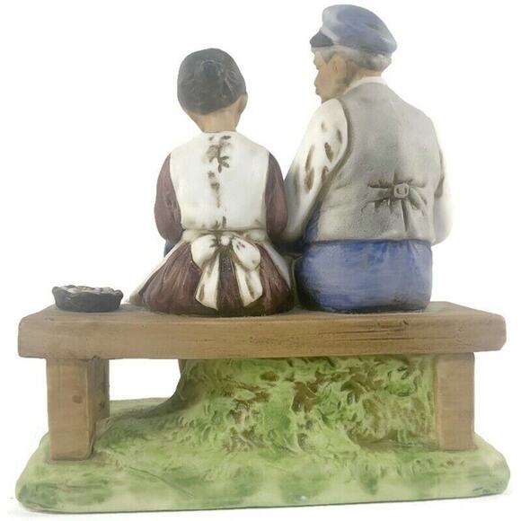 Lighthouse Keepers Daughter Porcelain Figurine Norman Rockwell 1979 Vintage - Picture 3 of 8